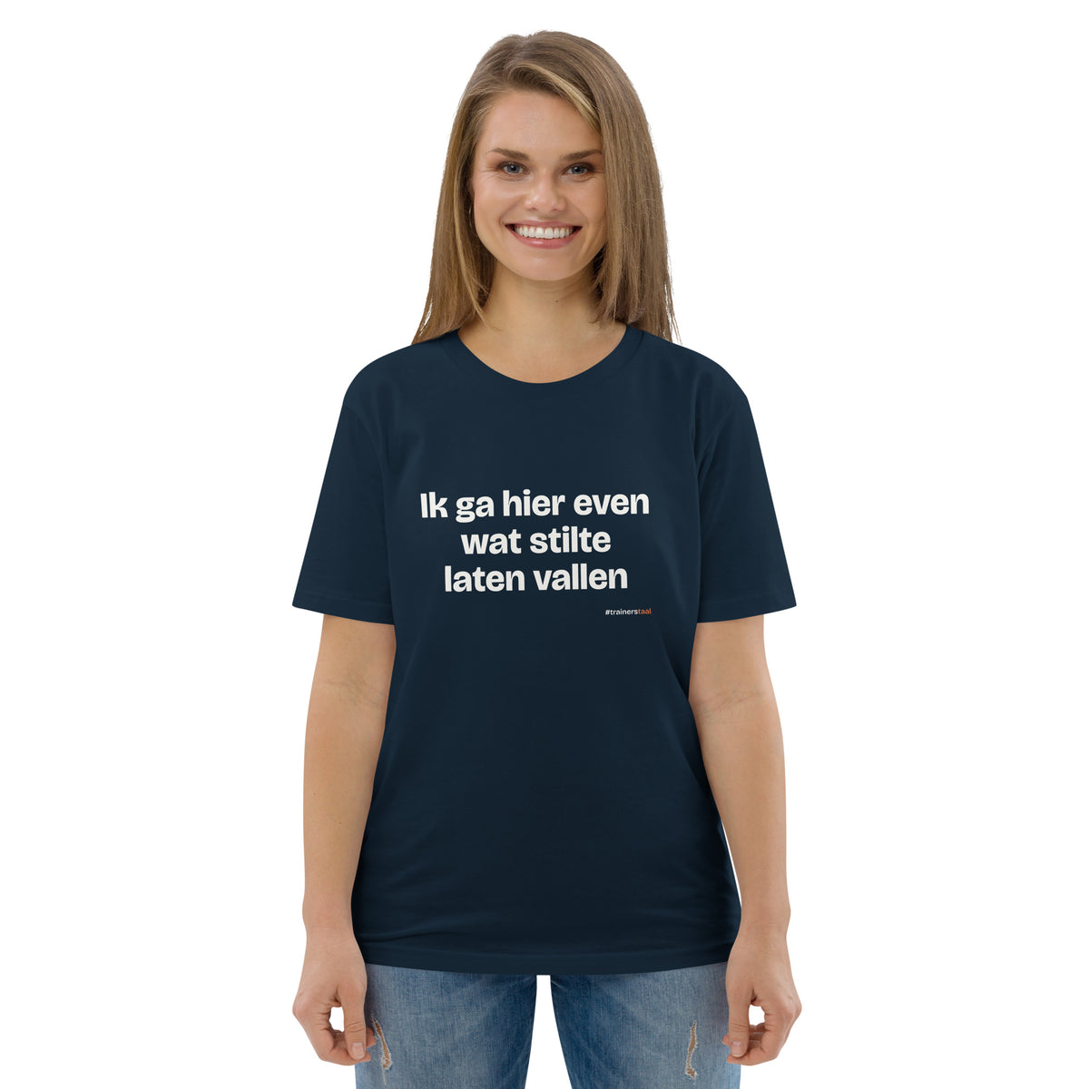Ik ga hier even wat stilte laten vallen – t-shirt navy, gedragen door een vrouw