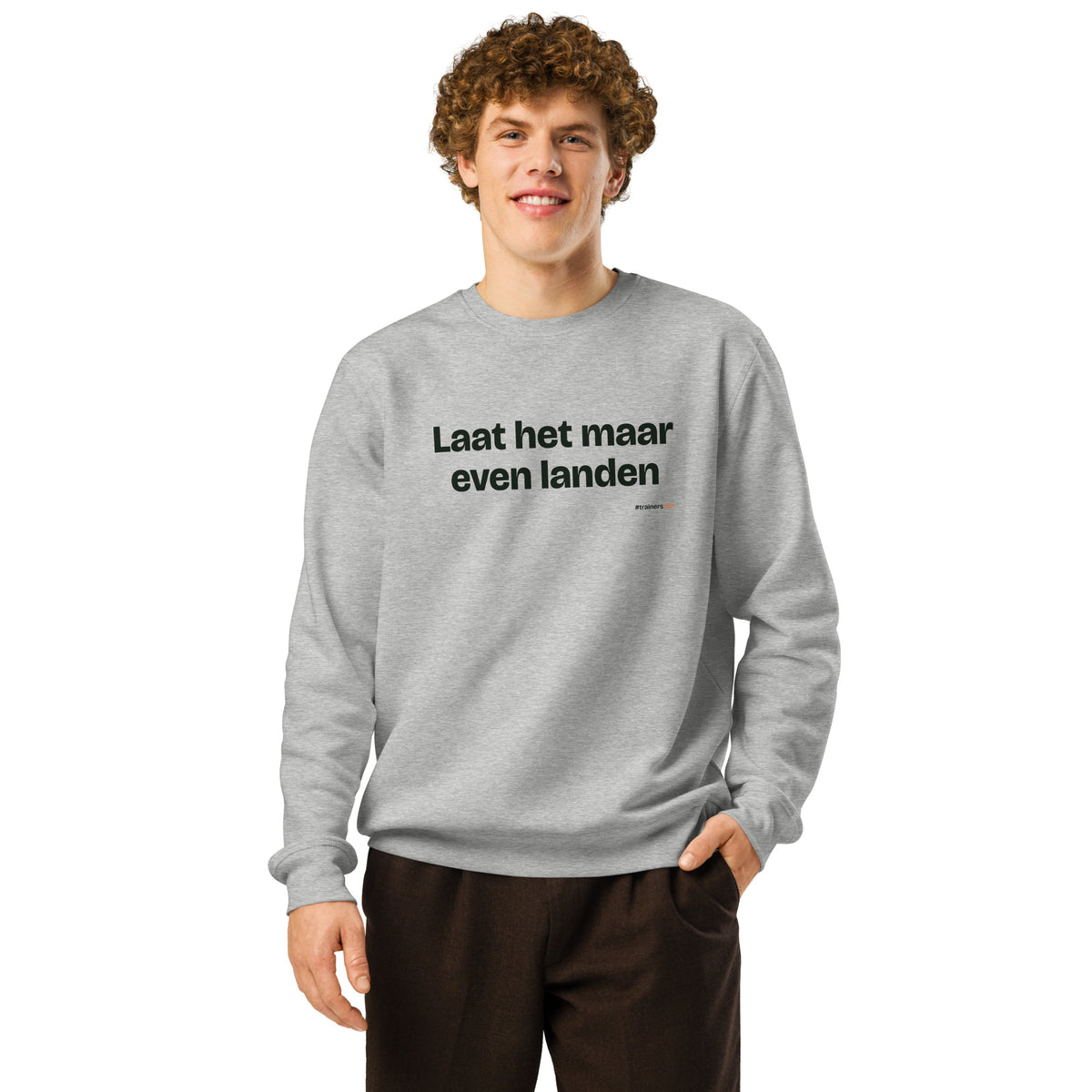 Laat het maar even landen – sweater grijs gemêleerd, gedragen door een man